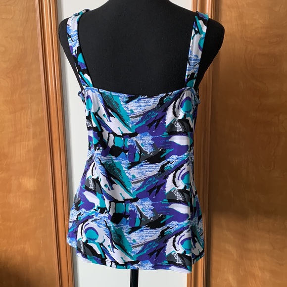 Cleo Abstract Ruffle Tank - Picture 3 of 9